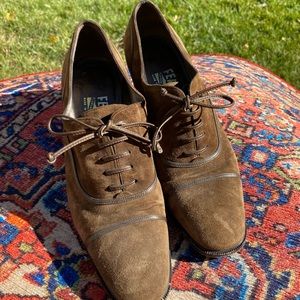 Salvatore Ferragamo lamb suede. Amazing condition. Like new, limited design.